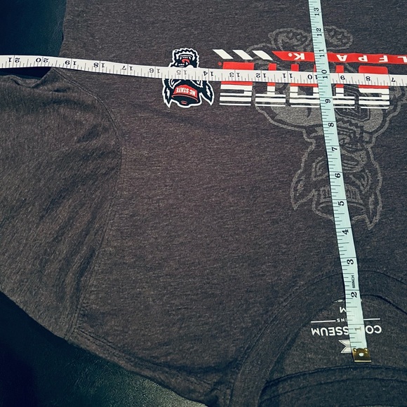 NC State Wolfpack Gray T-Shirt - Picture 6 of 6